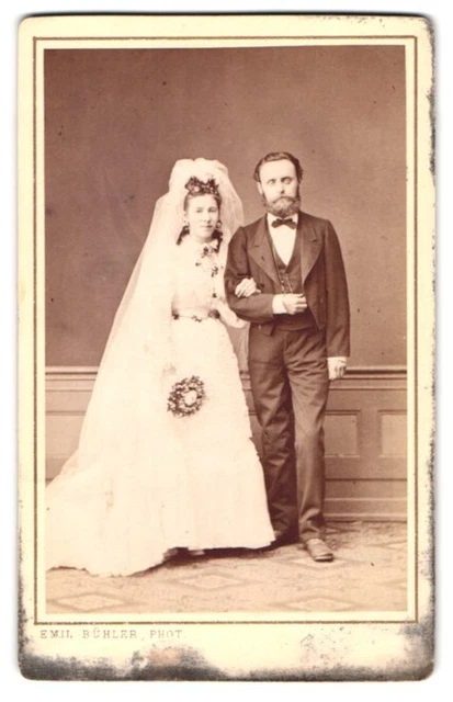 Fotografie Emil Bühler, Mannheim, B7 N1, älterer Herr mit seiner jungen Braut i