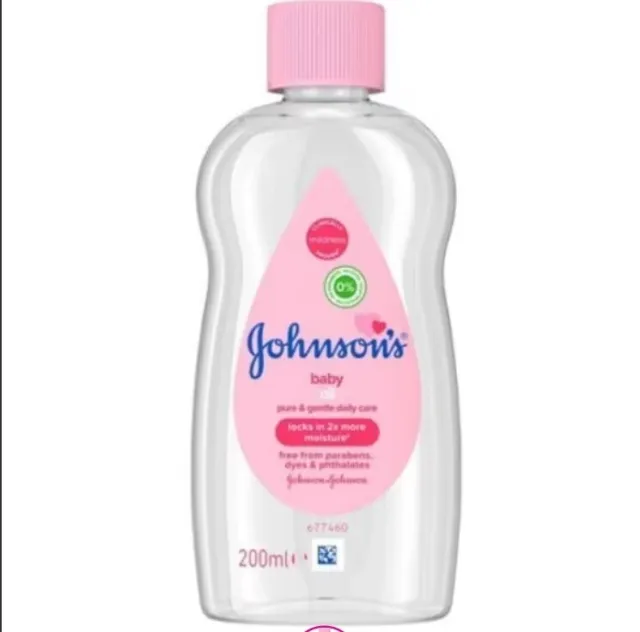 JOHNSON'S Aceite de Bebé Puro Y Delicado Todos los Días Cuidado 200ml Pack De 3