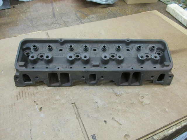 1965 Small Block Chevy SBC 327 2.02/1.60 Hi Performance Hump Head 3782461 461