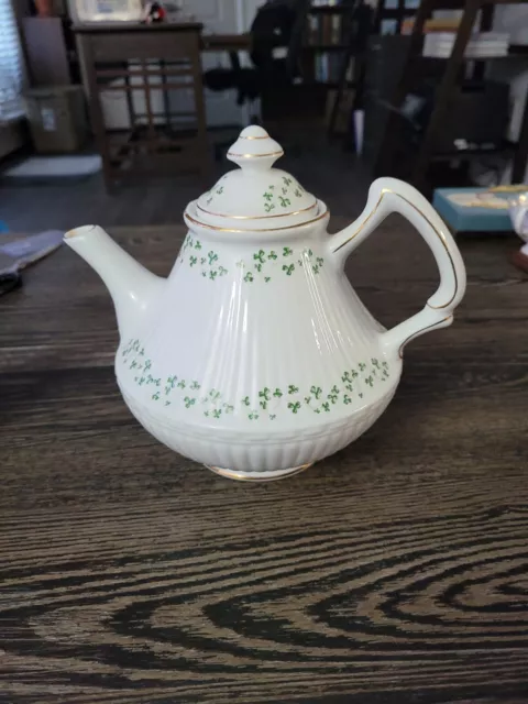 Royal Tara Fine Bone China Ireland Shamrock