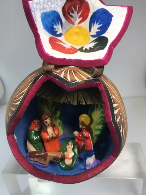 Vtg Nativity Scene Carved Gourd Peru Folk Art Christmas Hand Painted Peruvian