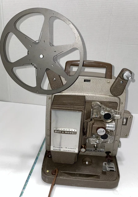 Bell And Howell Model 265 A Autoload Touch-Tronic Projector. Working Good